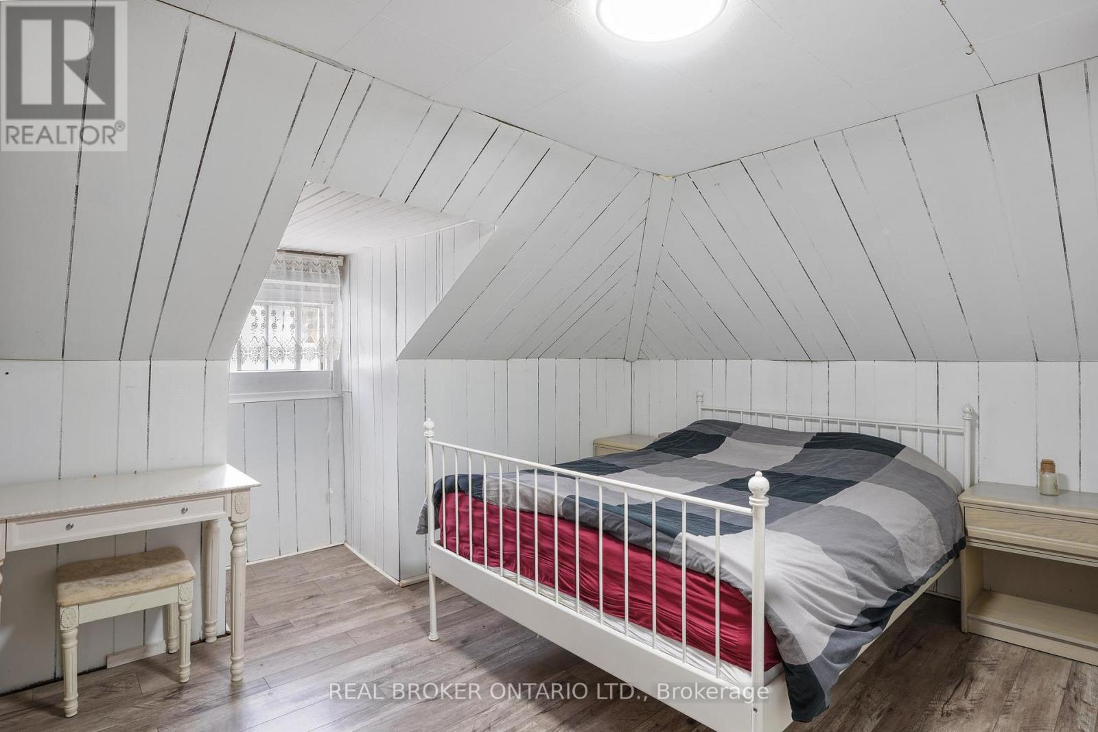 79 & 85 Bridge Street, Addington Highlands, ON - Indoor Photo Showing Bedroom