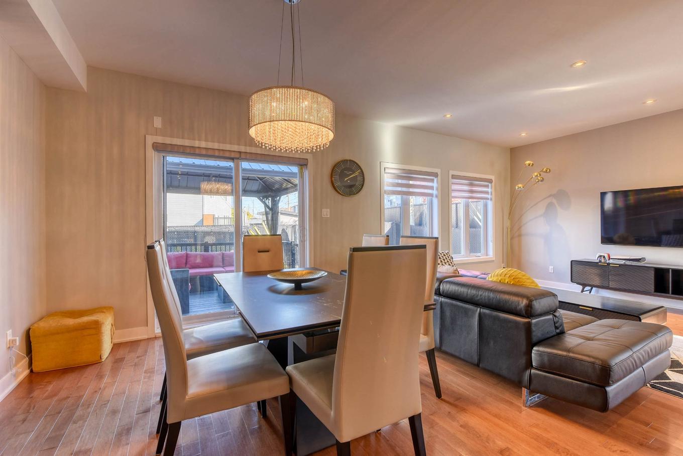 Salle à manger - 464 Rue Rosalie, Laval (Fabreville), QC - Indoor Photo Showing Dining Room