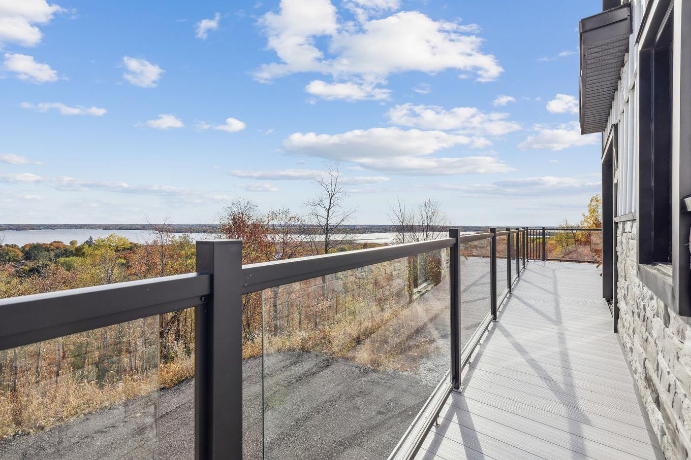 Balcony - 21 Ch. Du Panorama, Grenville-Sur-La-Rouge, QC - Outdoor With View