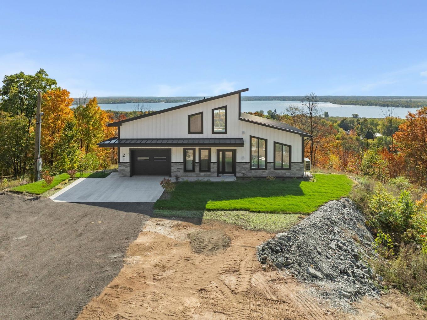 Frontage - 21 Ch. Du Panorama, Grenville-Sur-La-Rouge, QC - Outdoor