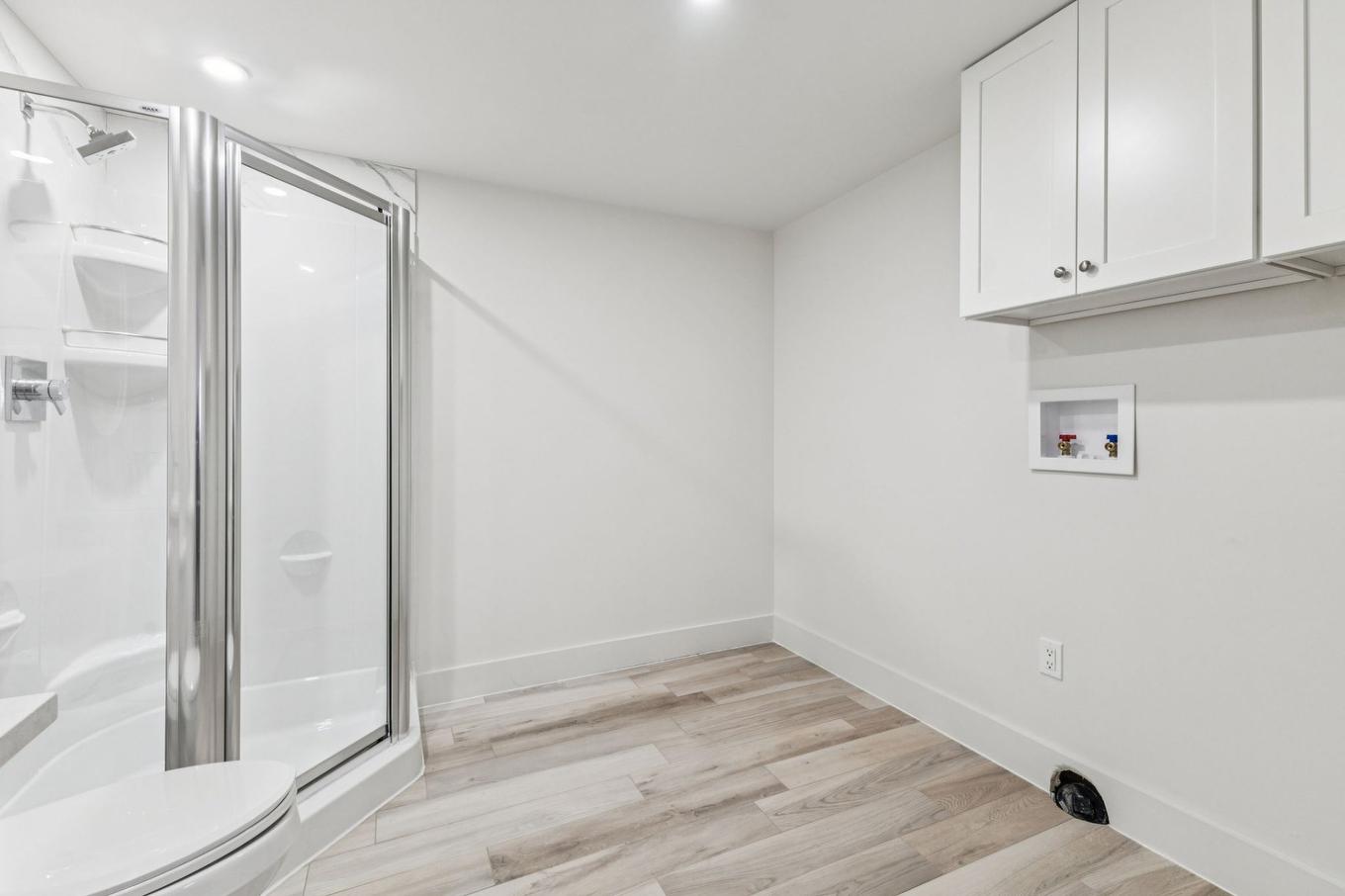 Bathroom - 21 Ch. Du Panorama, Grenville-Sur-La-Rouge, QC - Indoor Photo Showing Bathroom