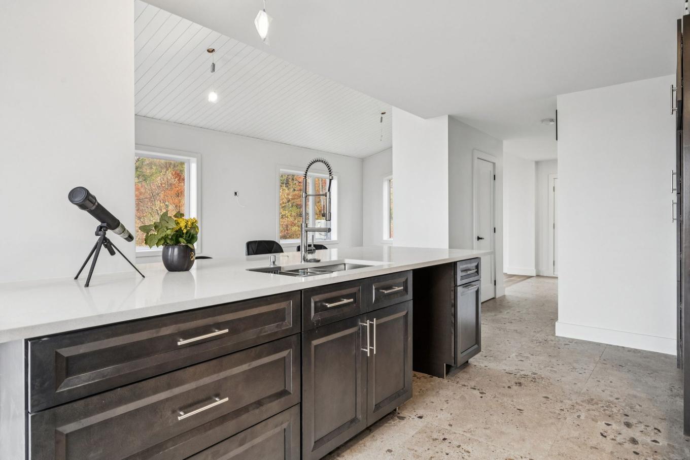 Kitchen - 21 Ch. Du Panorama, Grenville-Sur-La-Rouge, QC - Indoor