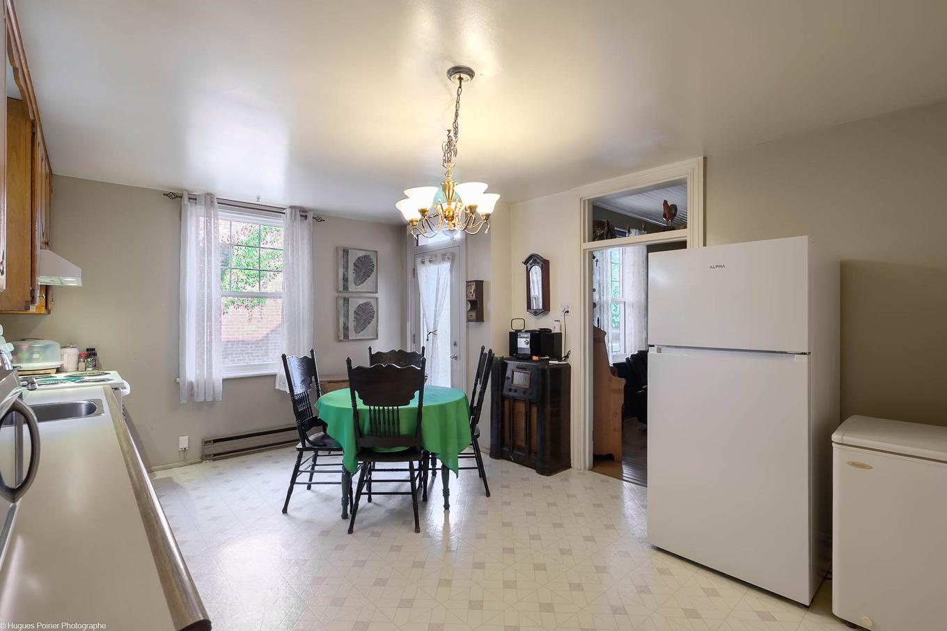 Kitchen - 66 - 68 Rue St-Joseph, Sainte-Thérèse, QC - Indoor Photo Showing Kitchen