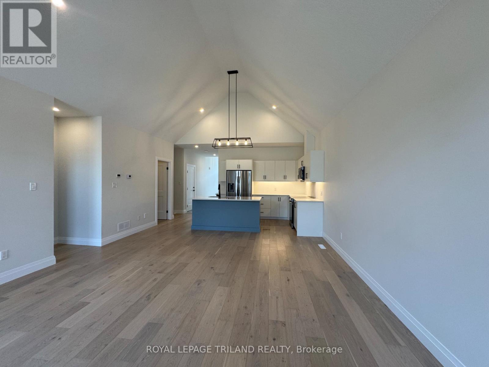 49 - 63 Compass Trail, Central Elgin, ON - Indoor