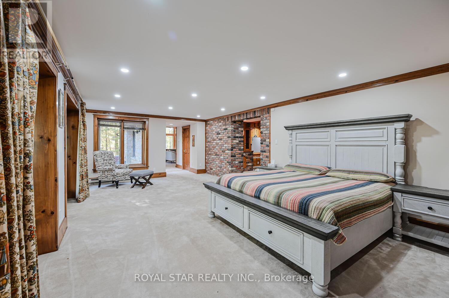 29 Cedar Drive, Caledon, ON - Indoor Photo Showing Bedroom