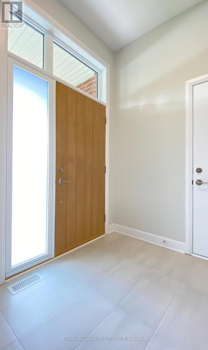 1308 Whitlow Grass Way, Ottawa, ON - Indoor Photo Showing Other Room