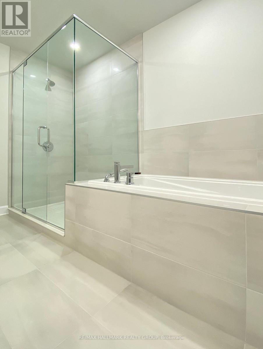 1308 Whitlow Grass Way, Ottawa, ON - Indoor Photo Showing Bathroom