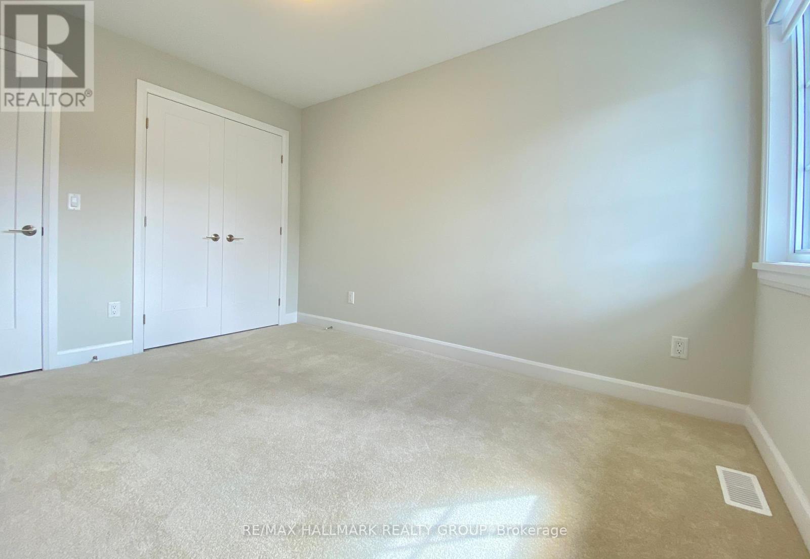 1308 Whitlow Grass Way, Ottawa, ON - Indoor Photo Showing Other Room