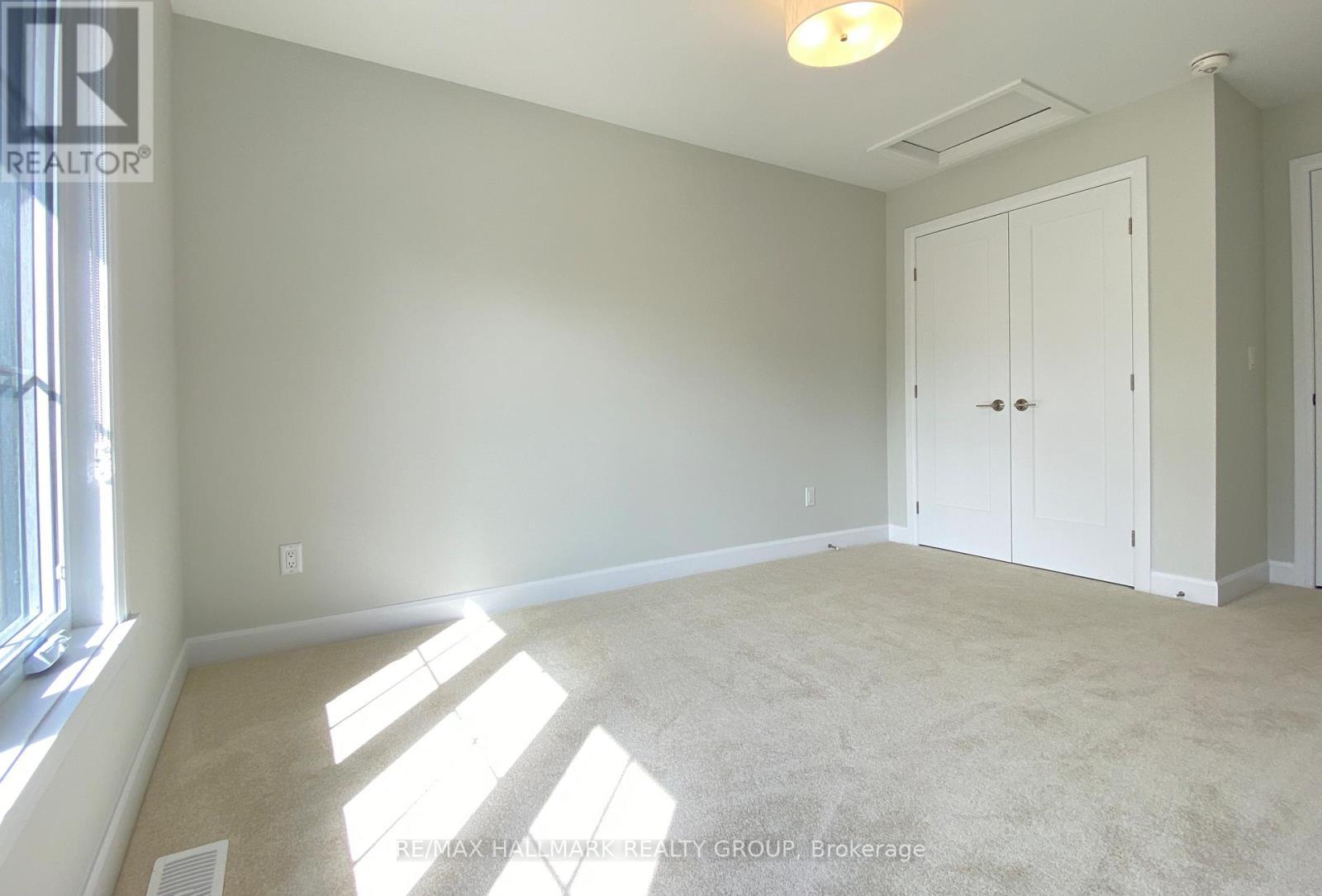 1308 Whitlow Grass Way, Ottawa, ON - Indoor Photo Showing Other Room