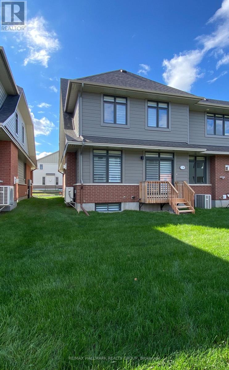 1308 Whitlow Grass Way, Ottawa, ON - Outdoor