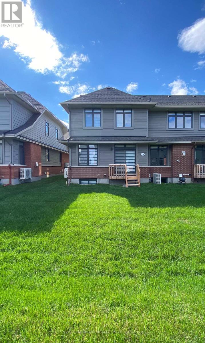 1308 Whitlow Grass Way, Ottawa, ON - Outdoor