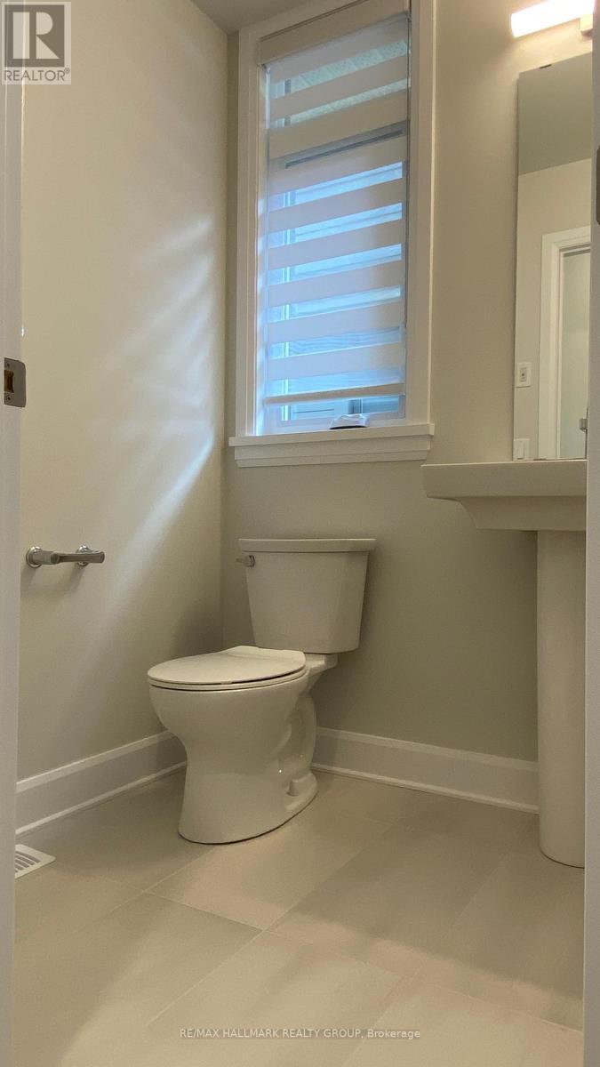 1308 Whitlow Grass Way, Ottawa, ON - Indoor Photo Showing Bathroom