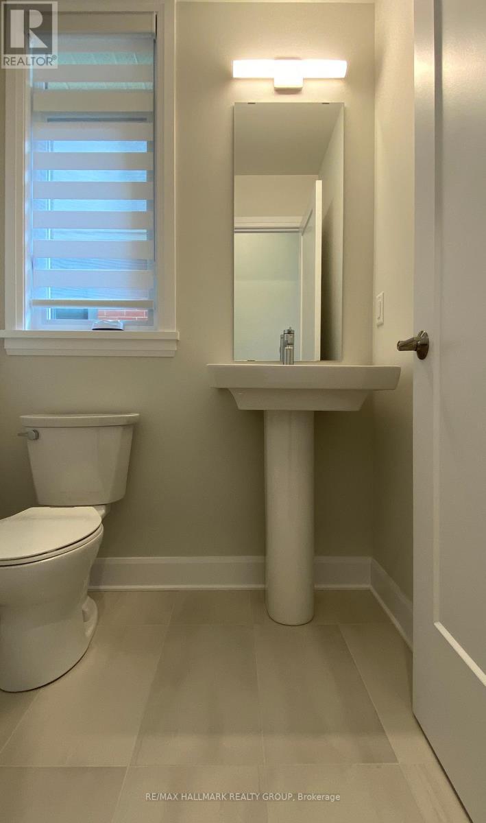 1308 Whitlow Grass Way, Ottawa, ON - Indoor Photo Showing Bathroom