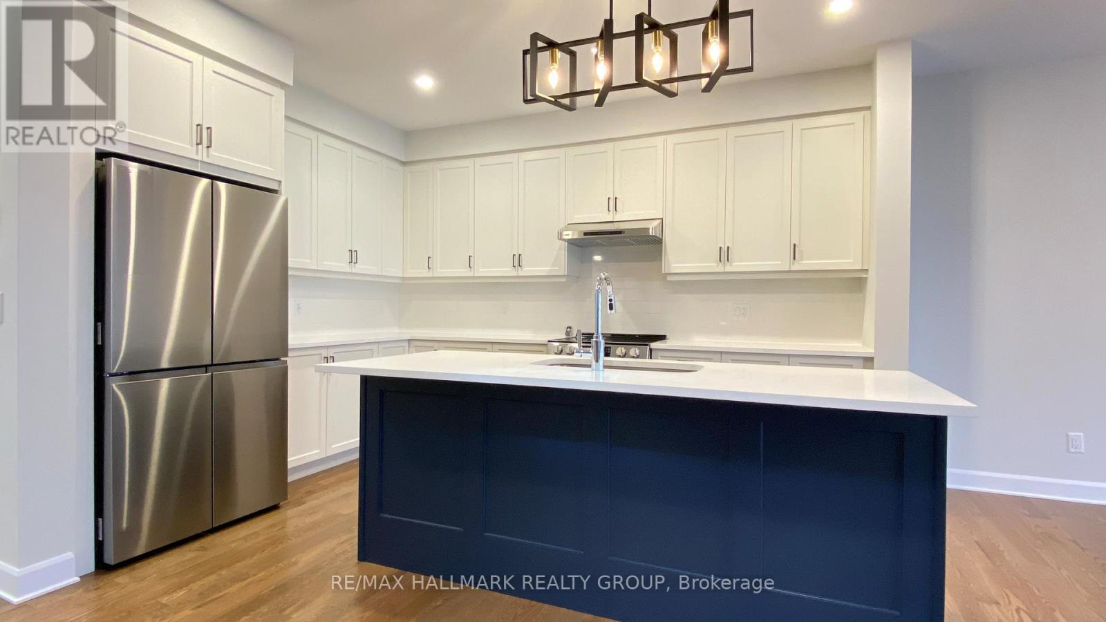 1308 Whitlow Grass Way, Ottawa, ON - Indoor Photo Showing Kitchen