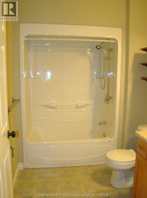 4 Red Leaf Lane, Ridgetown, ON - Indoor Photo Showing Bathroom