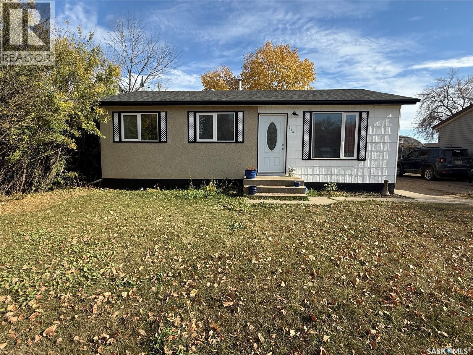 634 3Rd Street, Humboldt, SK - Outdoor