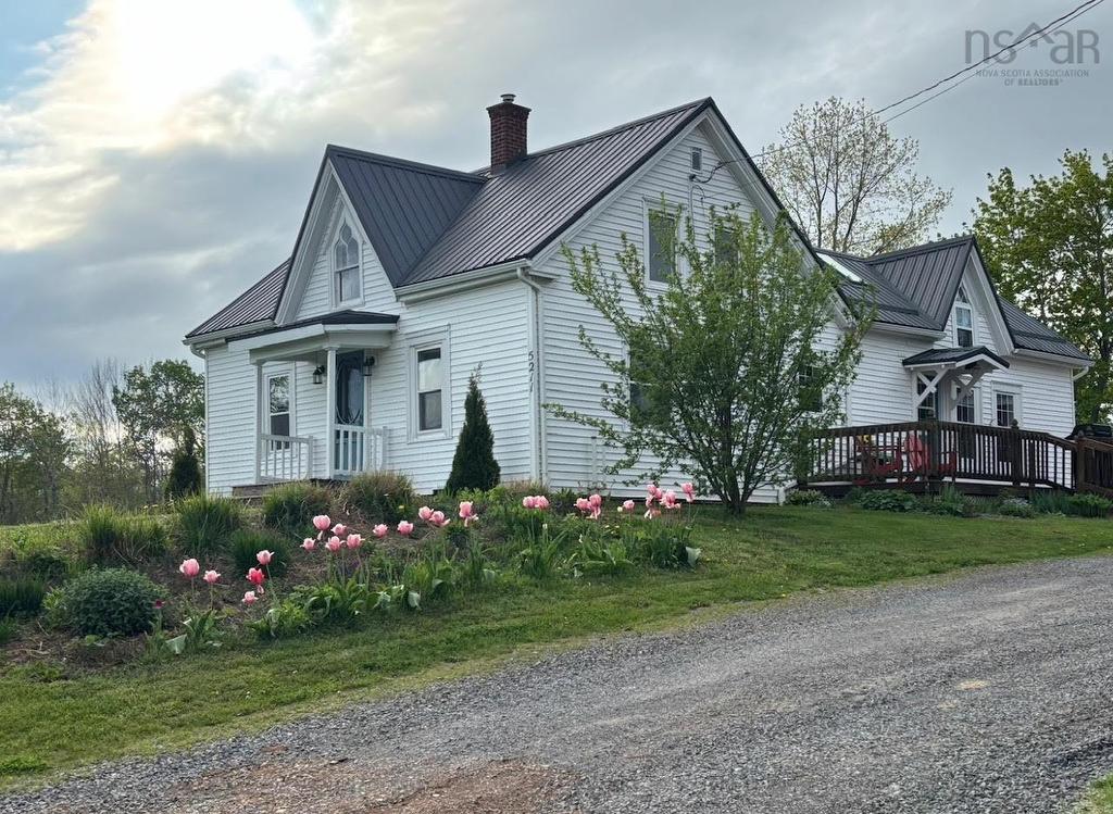 5211 Brooklyn Street, Grafton, NS