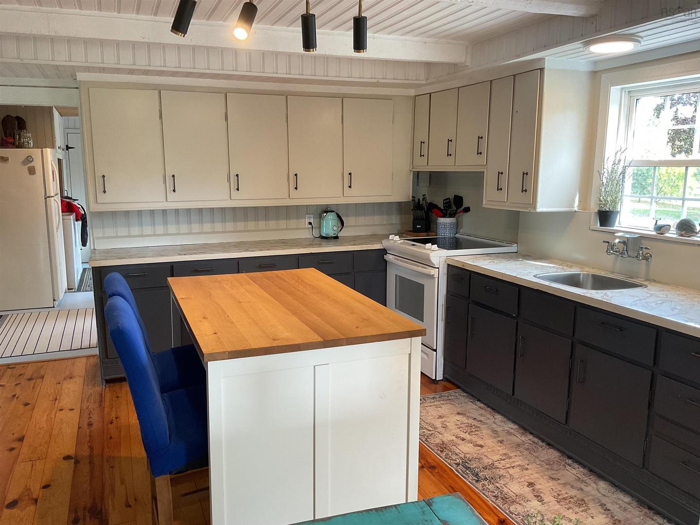 5211 Brooklyn Street, Grafton, NS