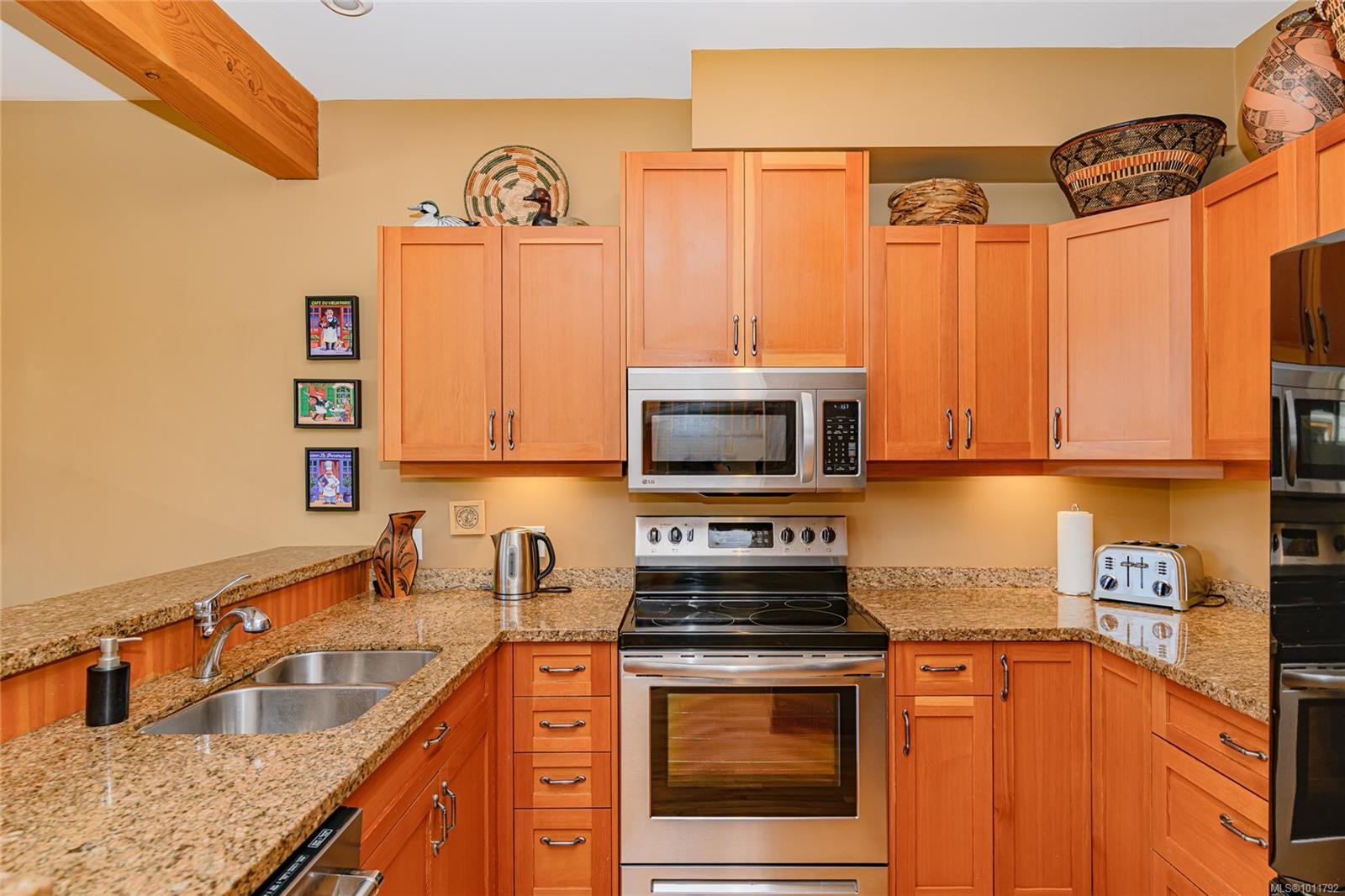 10-115 Upper Ganges Rd, Salt Spring, BC