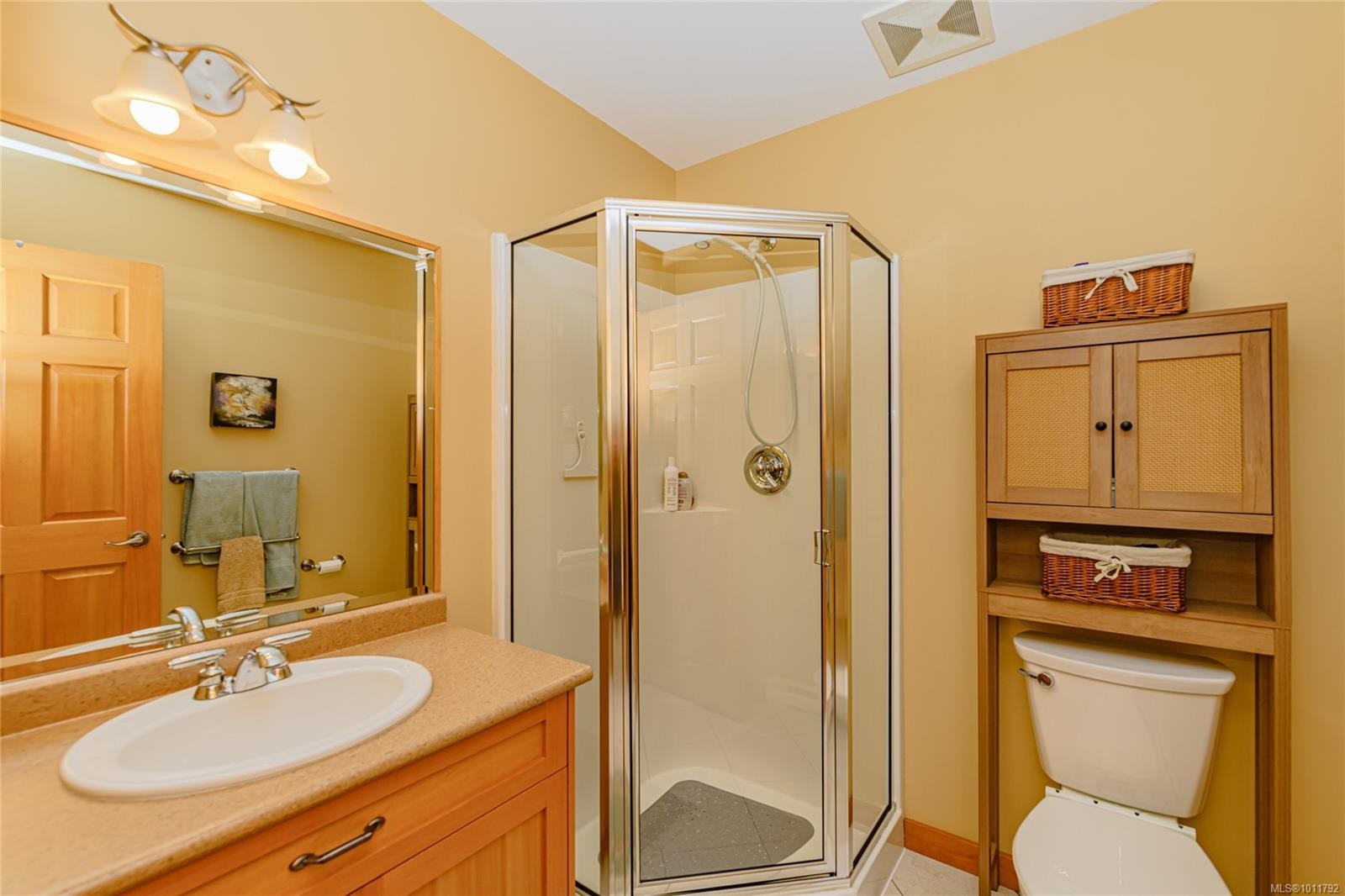 10-115 Upper Ganges Rd, Salt Spring, BC