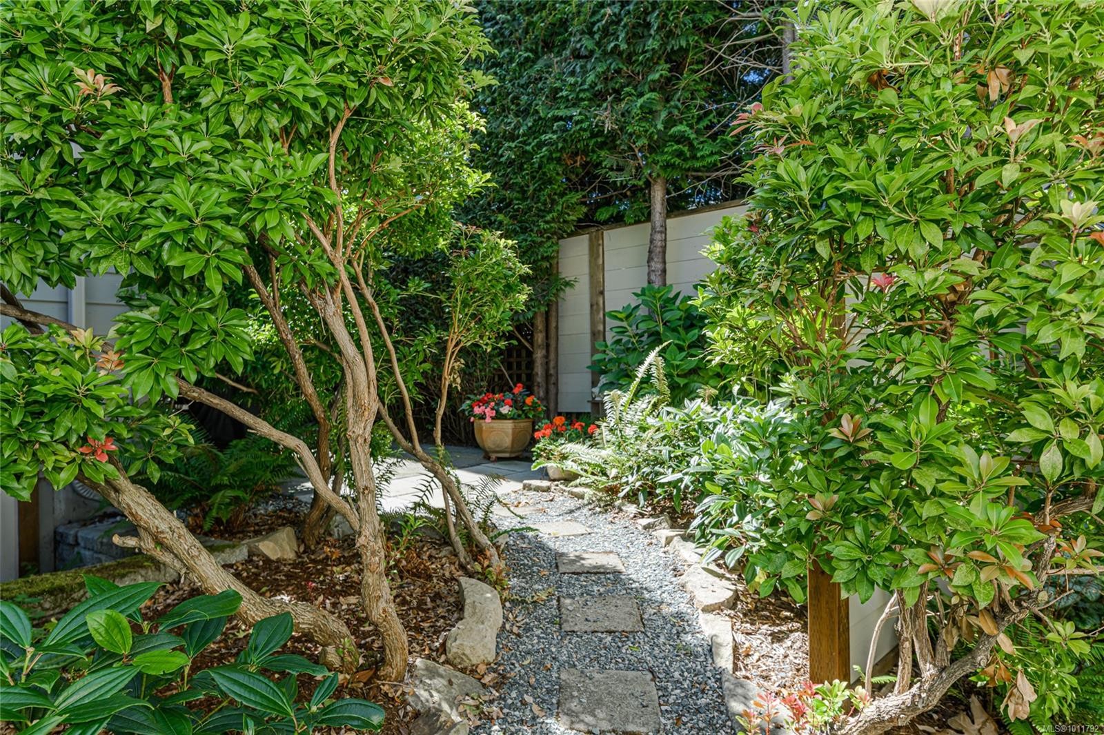 10-115 Upper Ganges Rd, Salt Spring, BC