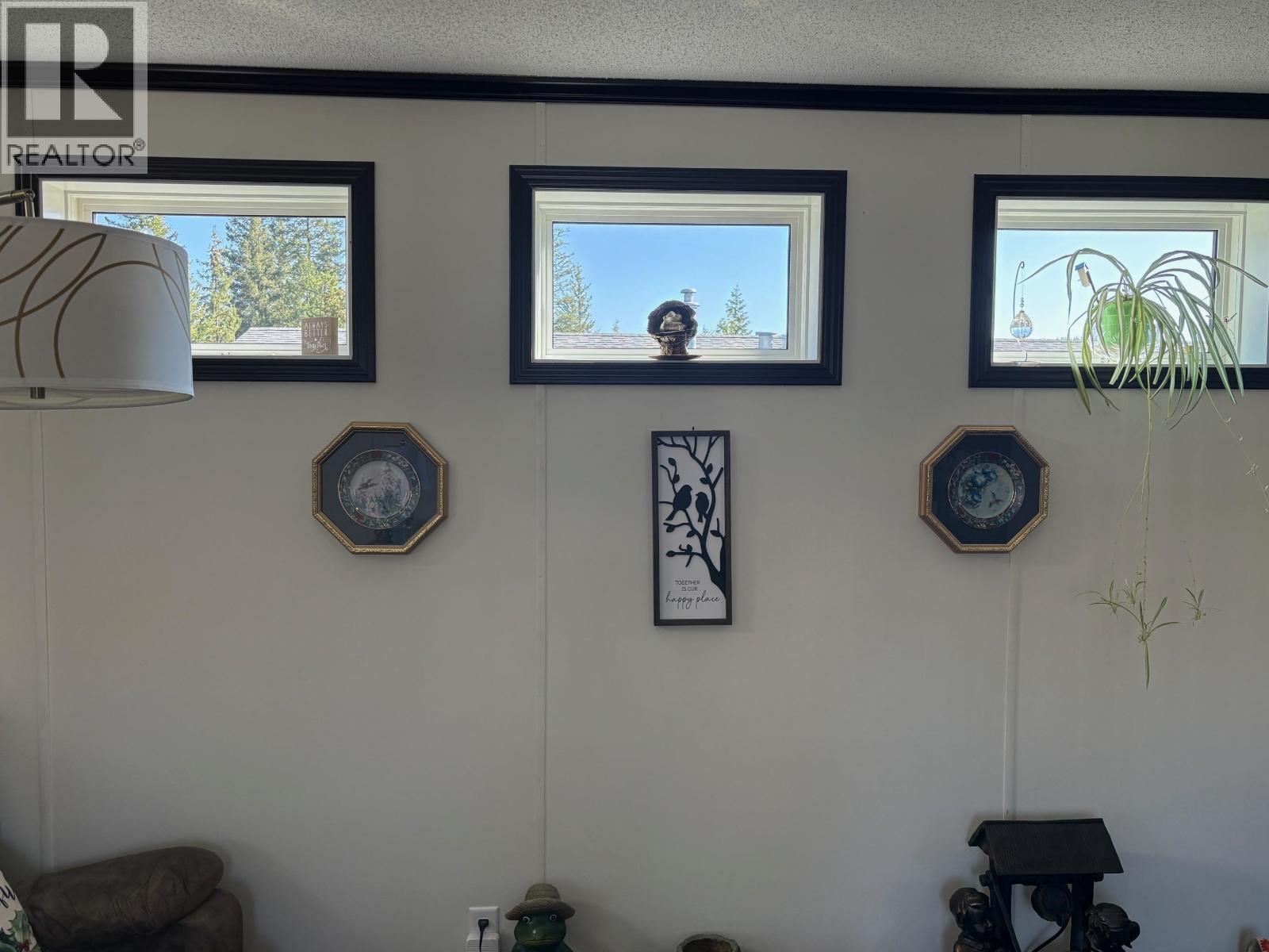 54 208 8Th Street, 100 Mile House, BC - Indoor