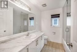 Bathroom 3 piece - 2nd Floor -