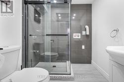 Basement bathroom 3 pc / laundry -