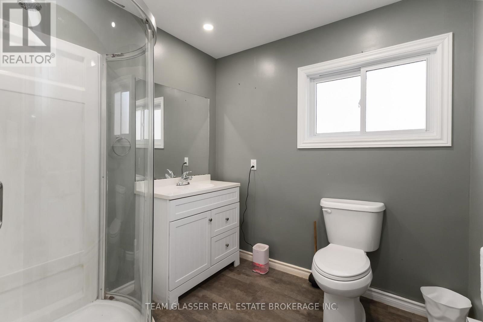 11241 Imperial Road, Malahide, ON - Indoor Photo Showing Bathroom