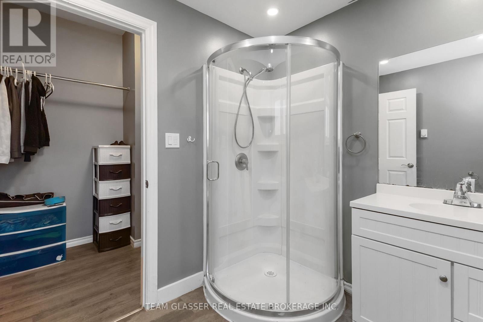 11241 Imperial Road, Malahide, ON - Indoor Photo Showing Bathroom