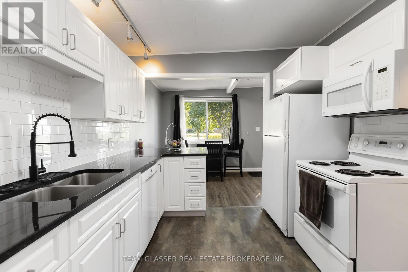 11241 Imperial Road, Malahide, ON - Indoor Photo Showing Kitchen With Double Sink
