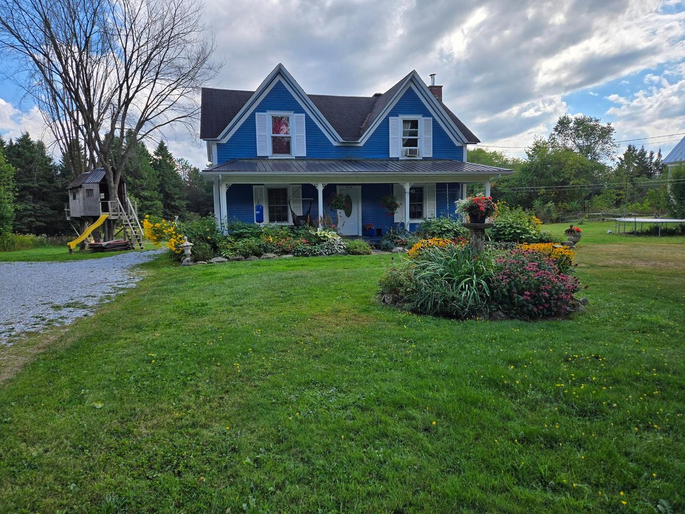 Frontage - 434 Ch. De La Diligence, Stukely-Sud, QC - Outdoor With Deck Patio Veranda With Facade