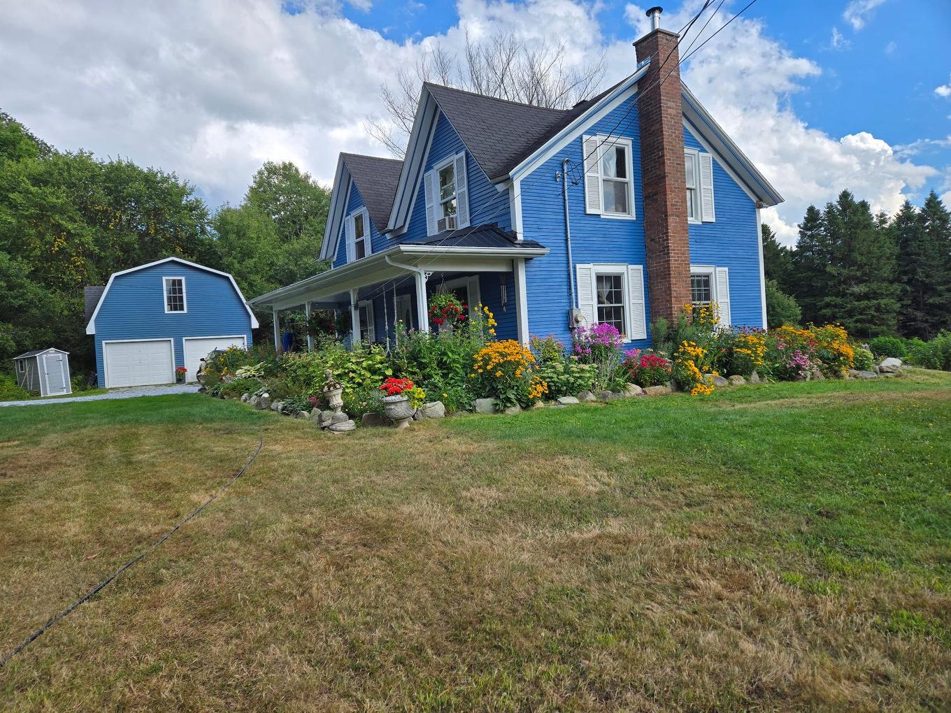 Exterior - 434 Ch. De La Diligence, Stukely-Sud, QC - Outdoor With Facade