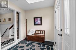 Sun room / coverd porch entrance -