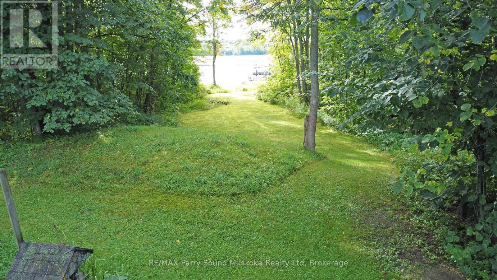 9 Fisher Lane, Whitestone, ON - Outdoor