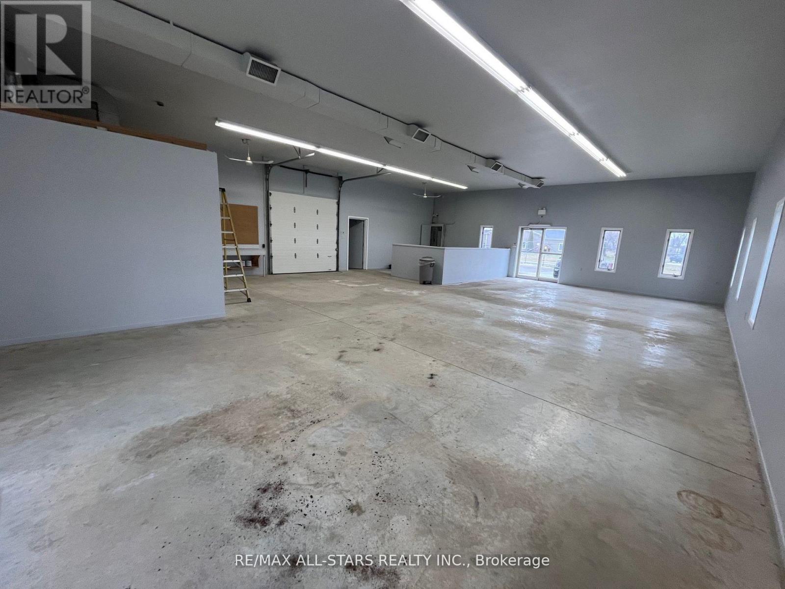 9 Callaghan'S Road, Kawartha Lakes (Ops), ON