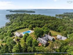 100 Walker Cut Chester, NS B0J 1J0