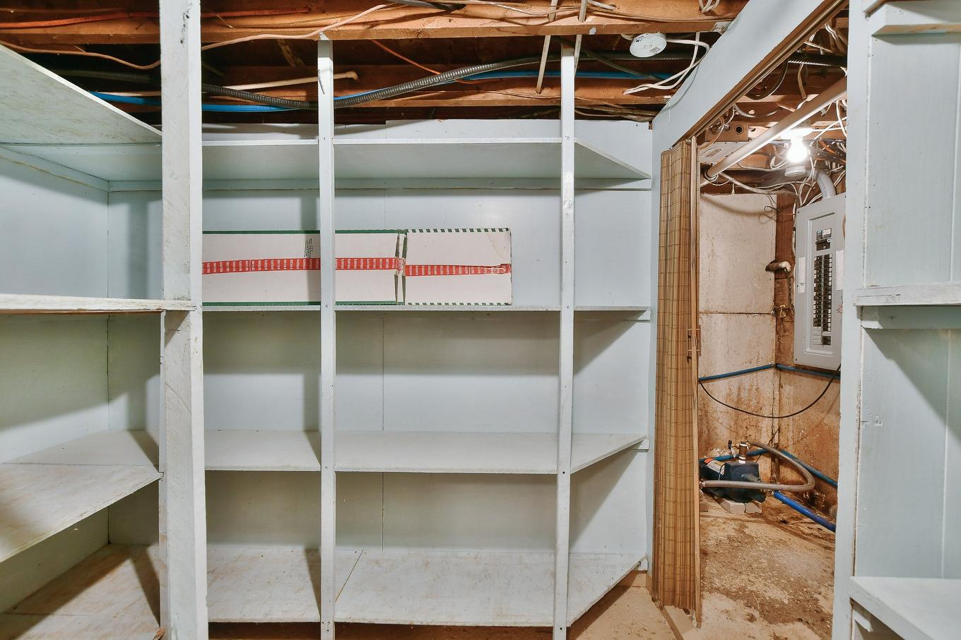 Storage - 828 Rg St-Esprit, L'Épiphanie, QC - Indoor With Storage