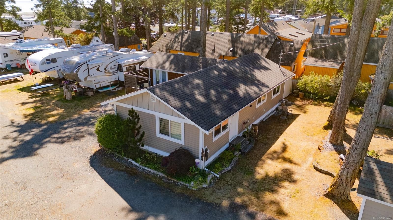 1-8926 Clarkson Ave, Black Creek, BC