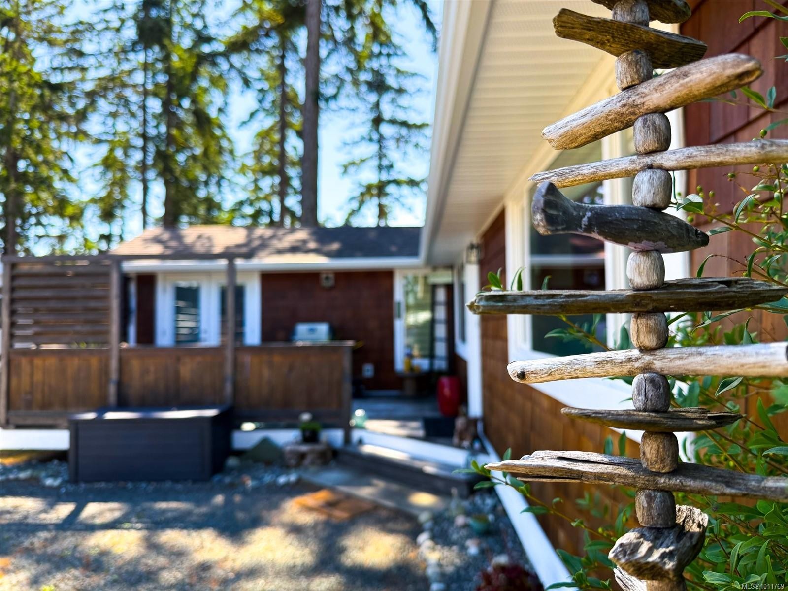 1-8926 Clarkson Ave, Black Creek, BC