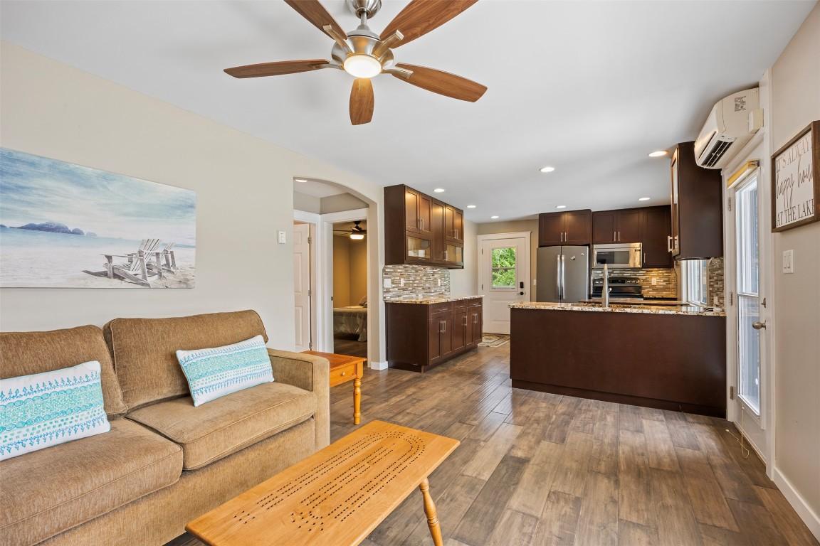 2291 Chief Atahm Drive, Adams Lake, BC - Indoor