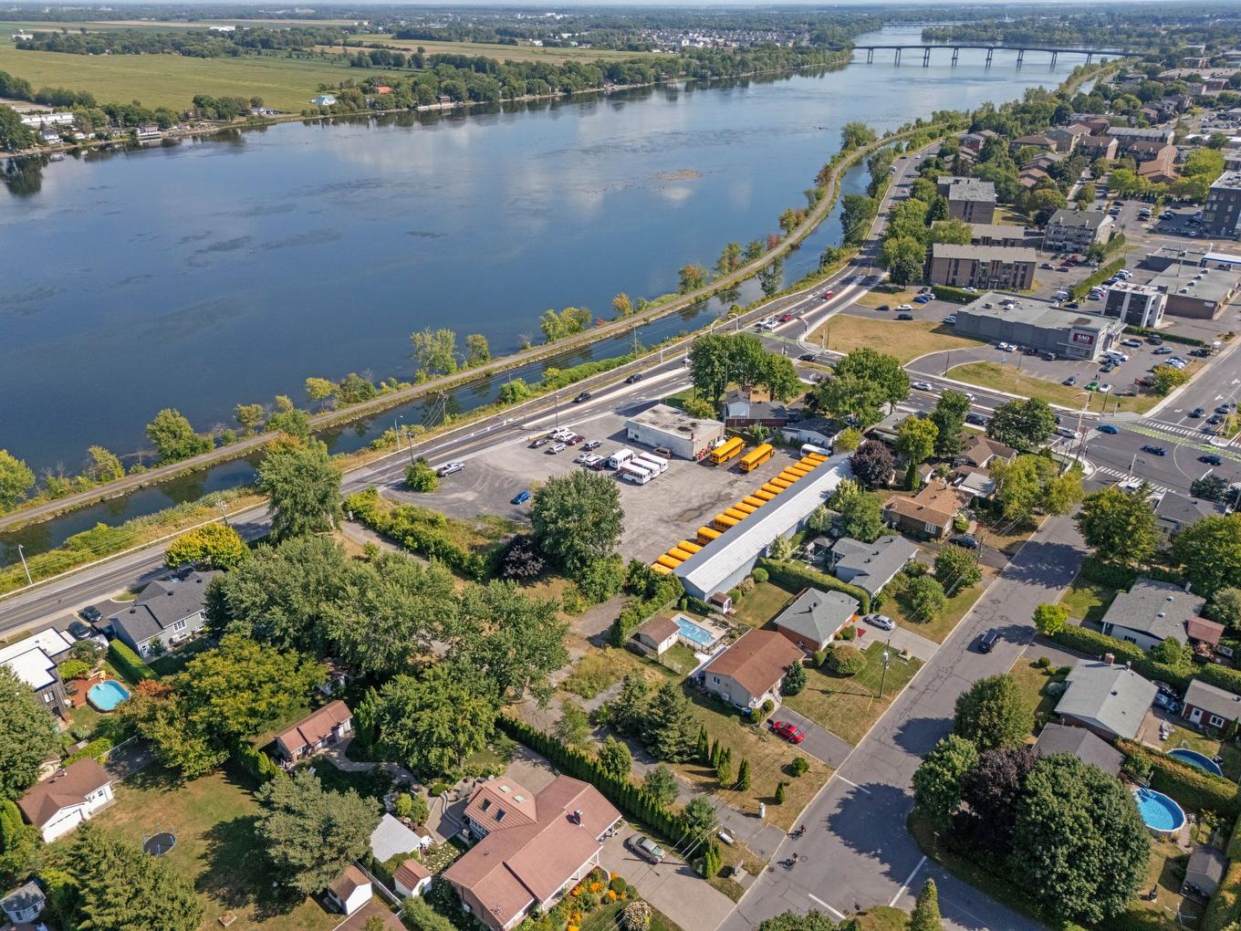 Photo aérienne - 10 Rue Jean-Talon, Saint-Jean-Sur-Richelieu, QC