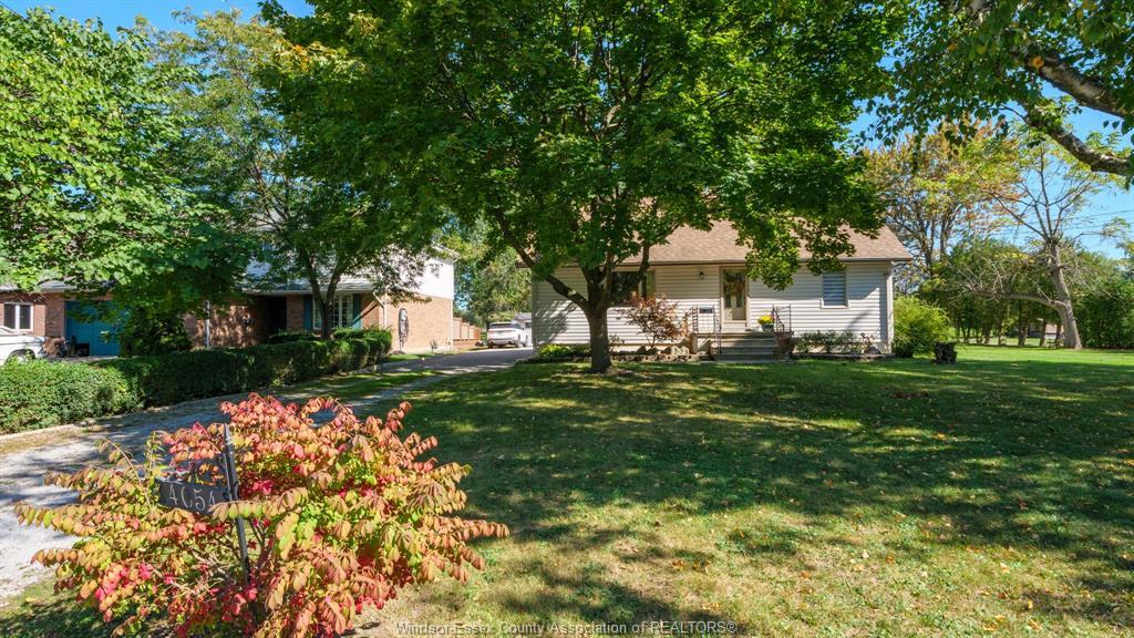 4054 Roseland Drive West, Windsor, ON