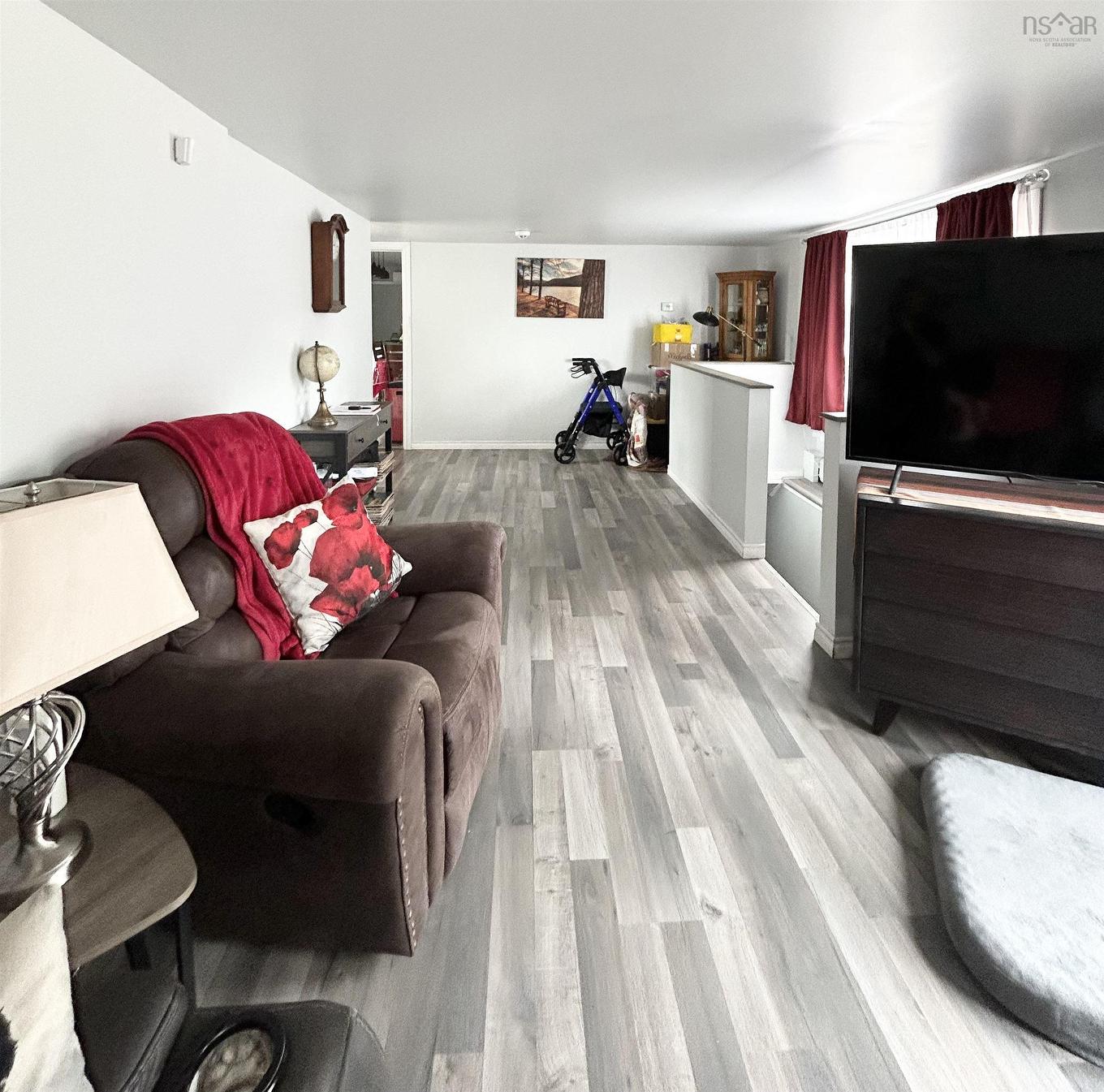 8 Smith Avenue, Springhill, NS