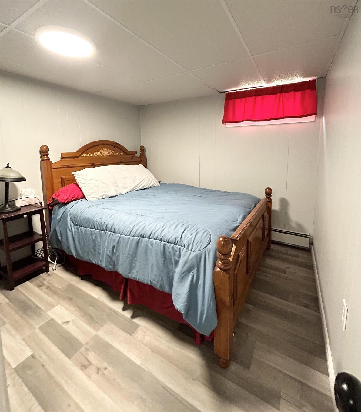 8 Smith Avenue, Springhill, NS