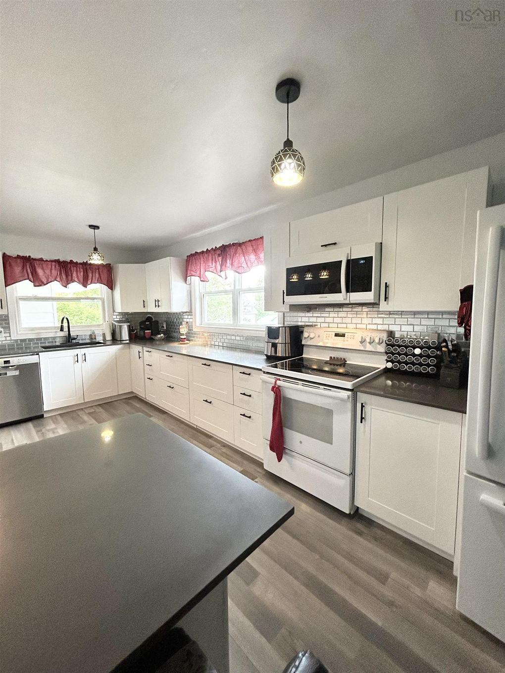 8 Smith Avenue, Springhill, NS