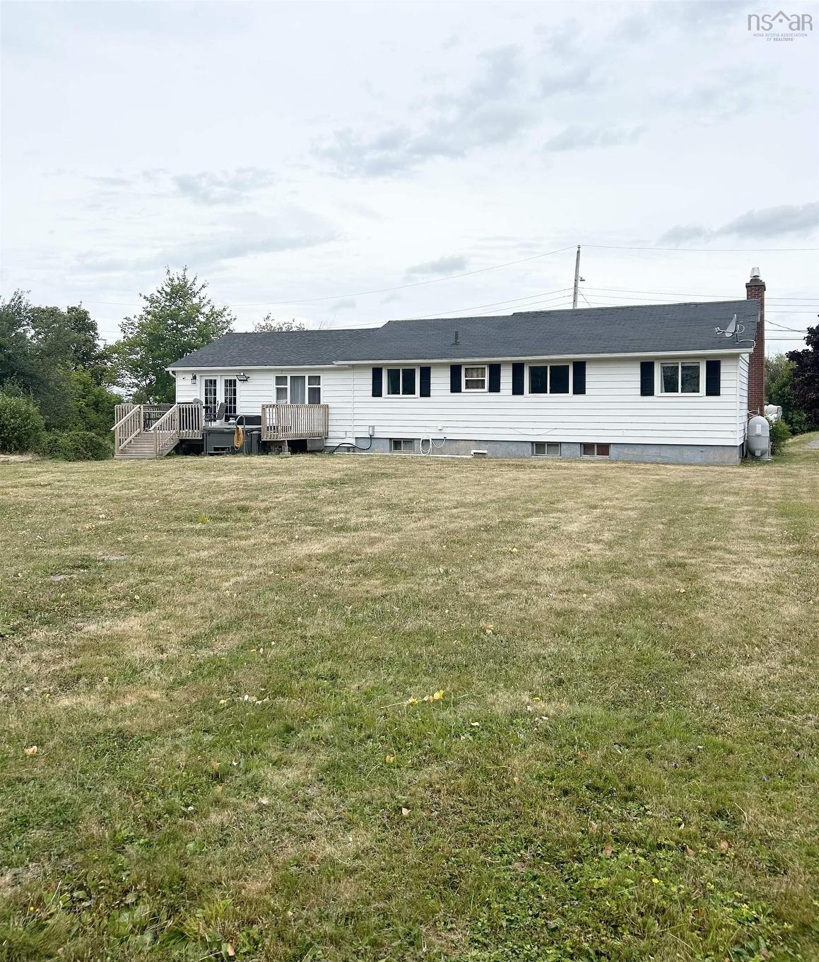 8 Smith Avenue, Springhill, NS