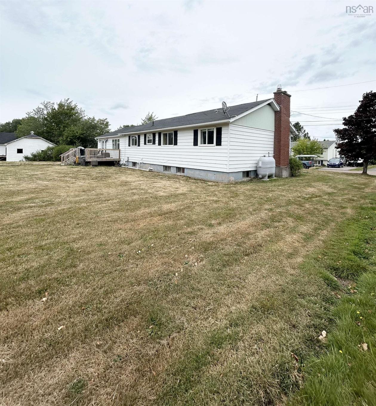 8 Smith Avenue, Springhill, NS