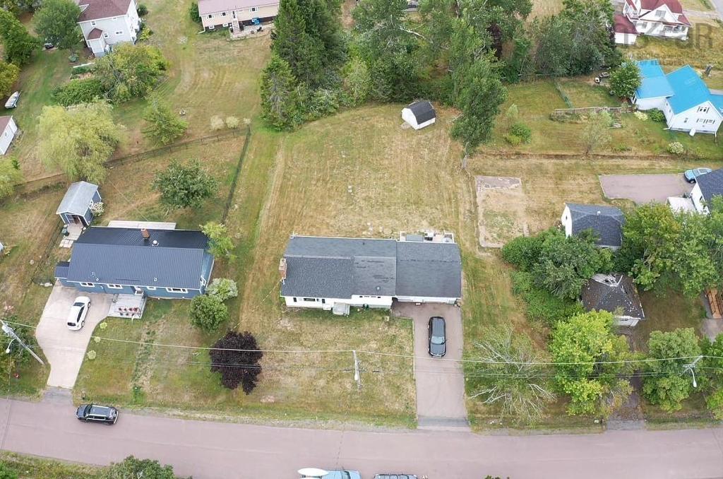 8 Smith Avenue, Springhill, NS