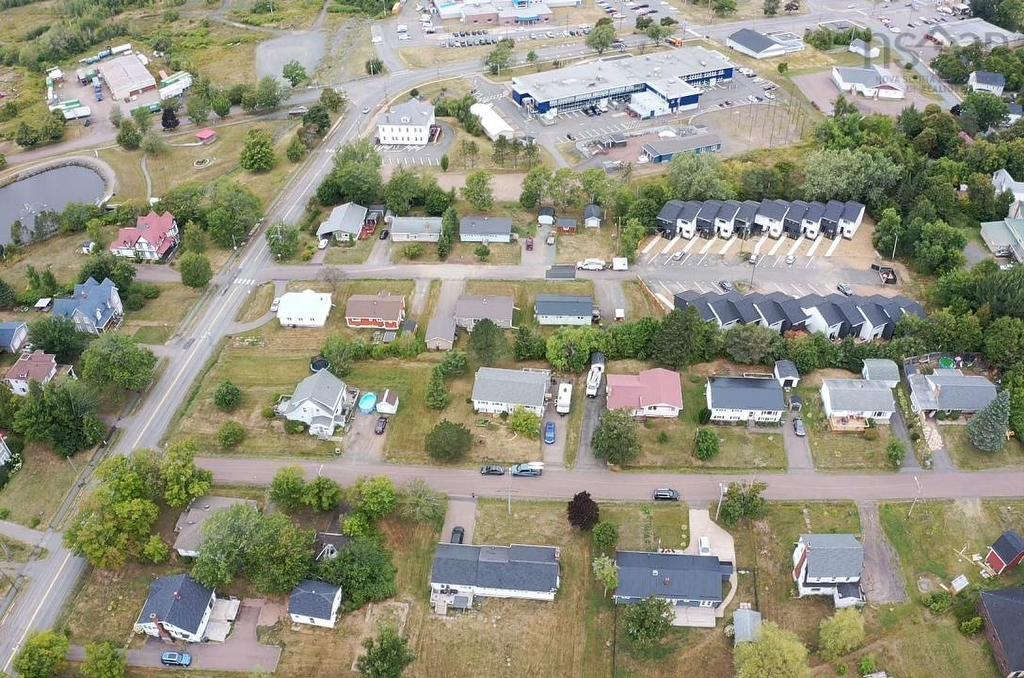 8 Smith Avenue, Springhill, NS